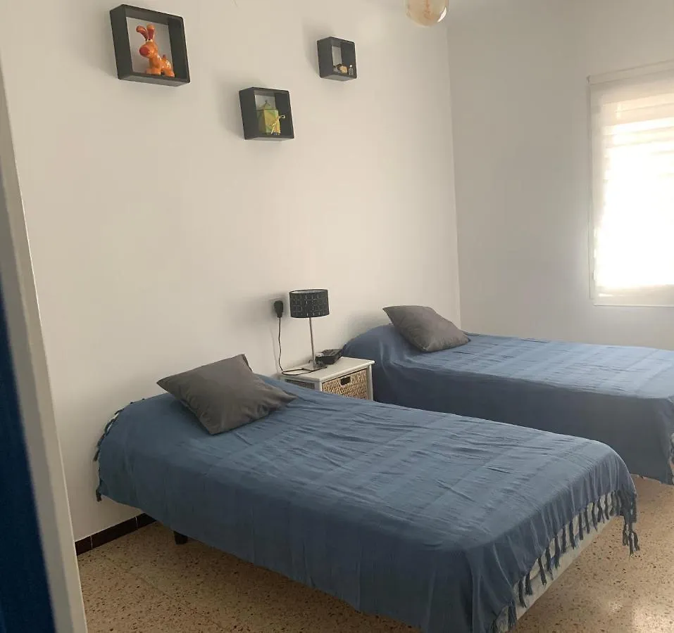 Appartement T3 Vue Sur Mer Et Montagnes Llanca Costa Brava
